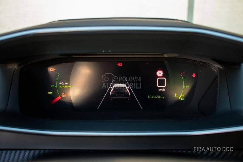 Peugeot 2008 1.2 GT LINE