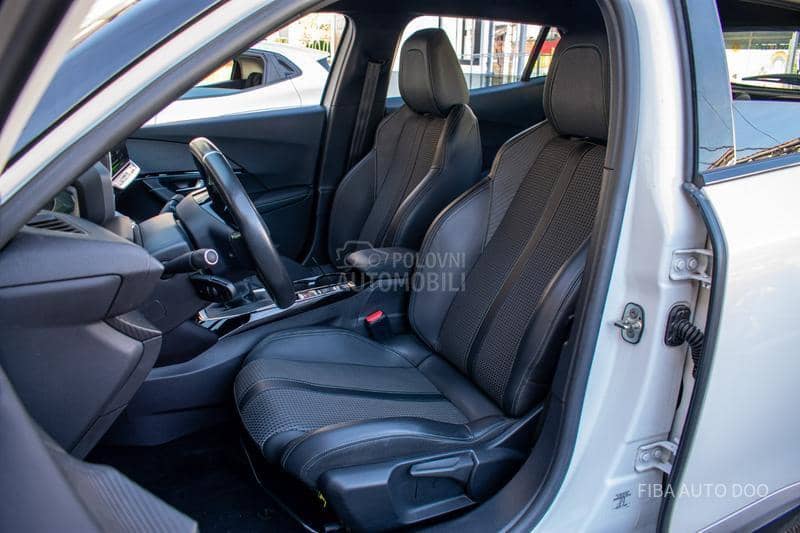 Peugeot 2008 1.2 GT LINE