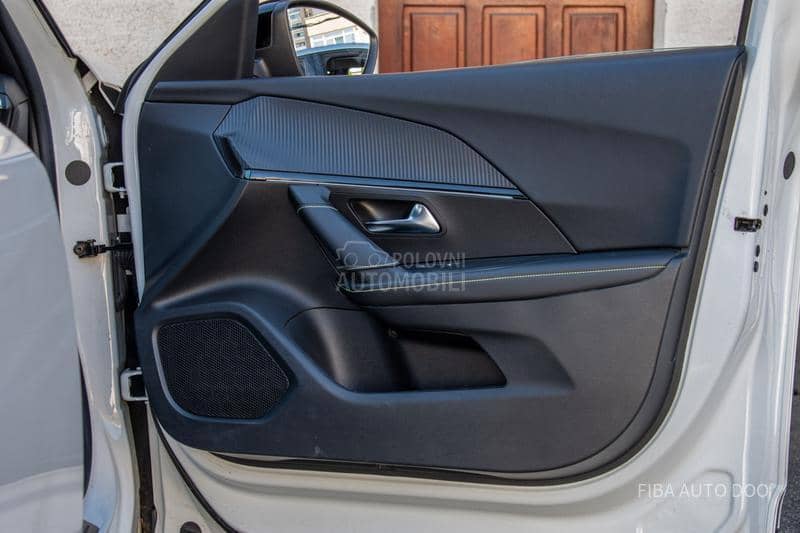 Peugeot 2008 1.2 GT LINE