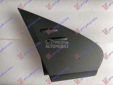 TROUGAO PORED RETROVIZORA CRNI za Toyota Prius od 2016. do 2019. god.