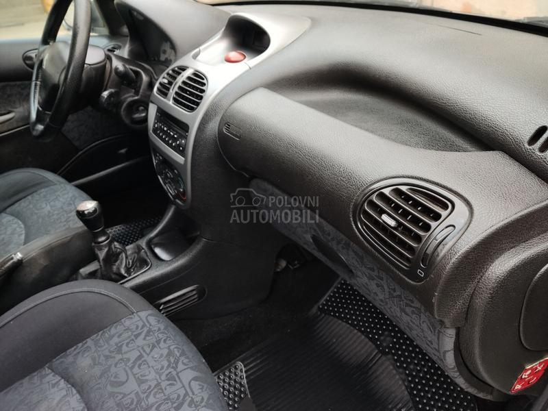 Peugeot 206 HITNA PRODAJA