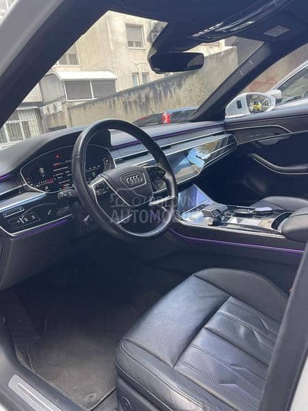 Audi A8 55TFSI HYBRID NOV