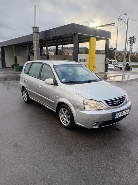 Kia Carens 