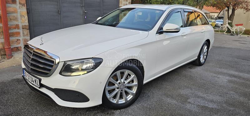 Mercedes Benz E 200 poovoljno