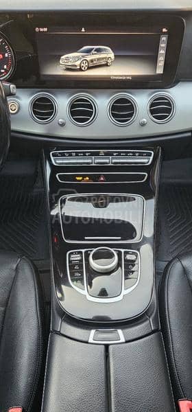 Mercedes Benz E 200 poovoljno