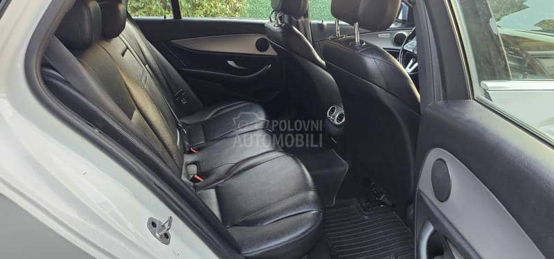 Mercedes Benz E 200 poovoljno