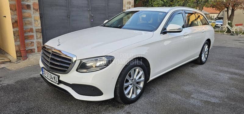 Mercedes Benz E 200 poovoljno