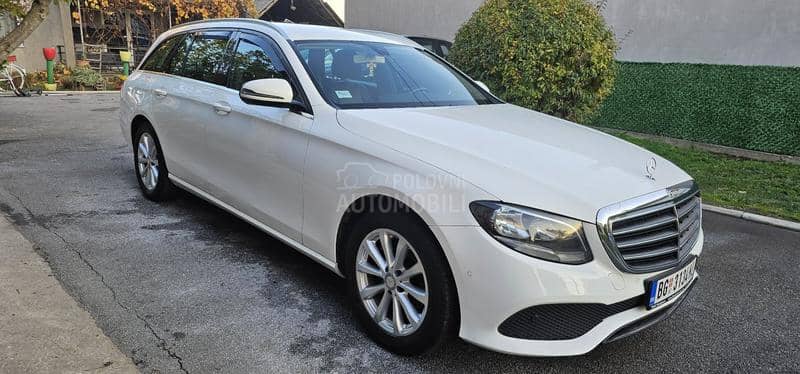 Mercedes Benz E 200 poovoljno