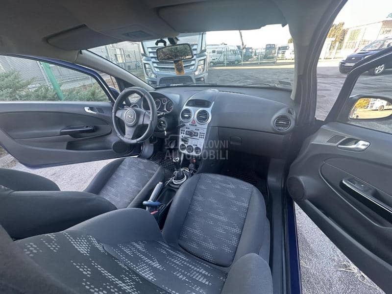 Opel Corsa D 