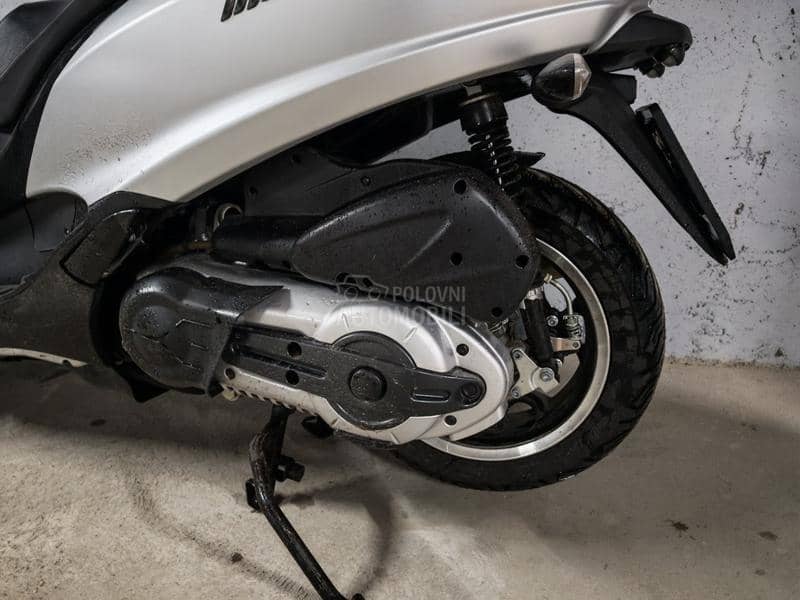 Piaggio Mp3