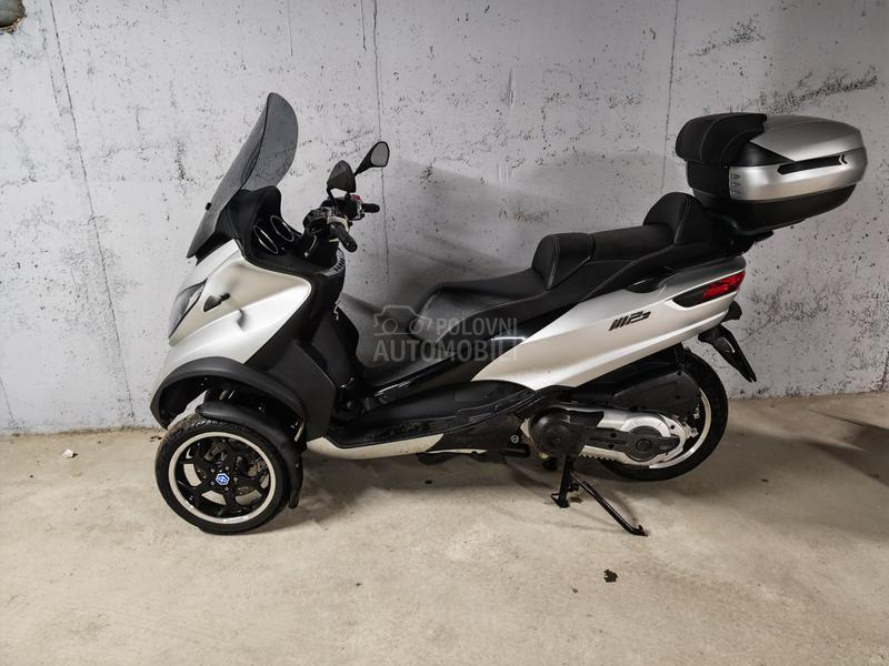Piaggio Mp3