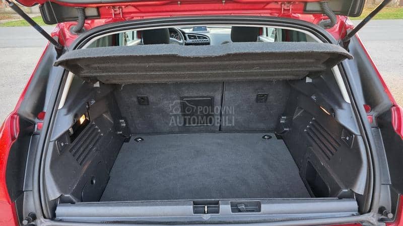 Peugeot 3008 2.0HDI Allure pano