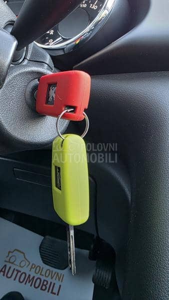 Peugeot 3008 2.0HDI Allure pano