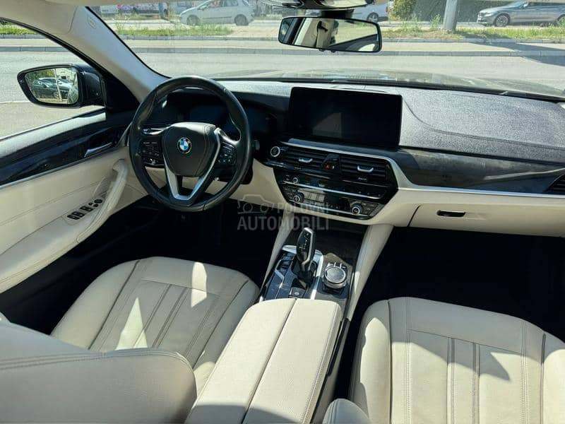 BMW 520 RESTYLE/LUXURY/XD