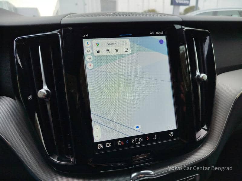 Volvo XC60 B4 AWD PLUS DARK