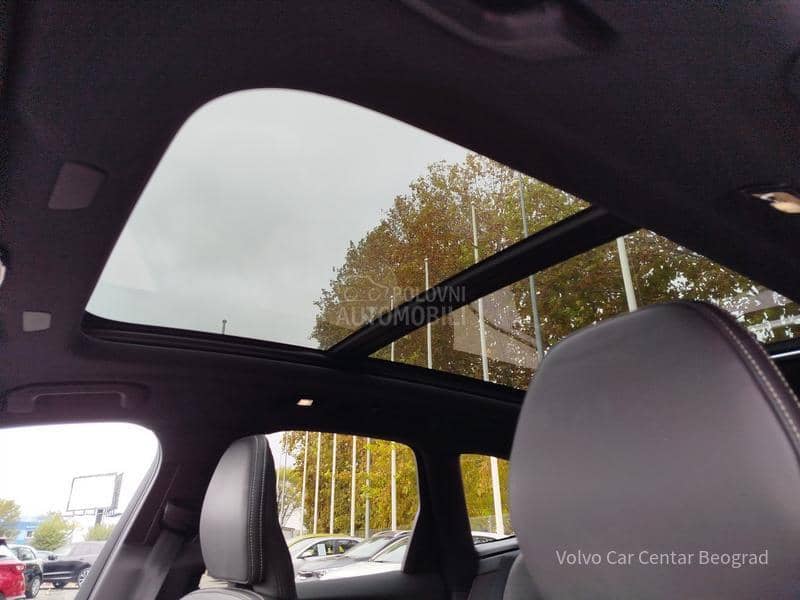 Volvo XC60 B4 AWD PLUS DARK