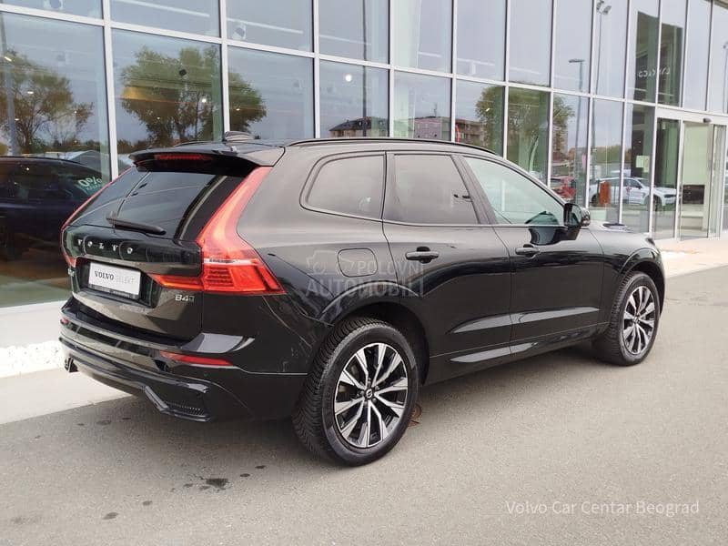 Volvo XC60 B4 AWD PLUS DARK