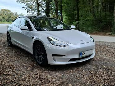 Tesla Model 3 LFP