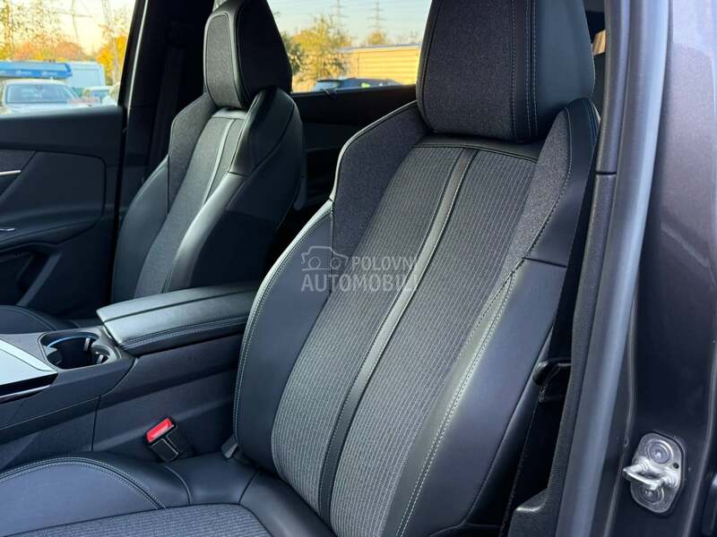 Peugeot 5008 Allure/Kamera/7sed