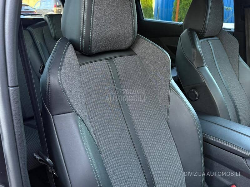 Peugeot 5008 Allure/Kamera/7sed