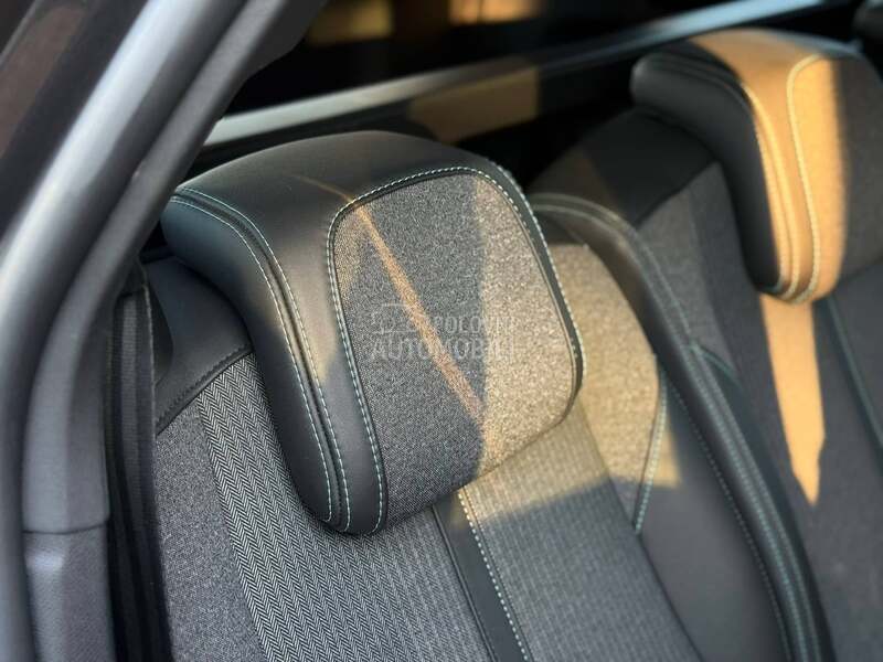 Peugeot 5008 Allure/Kamera/7sed