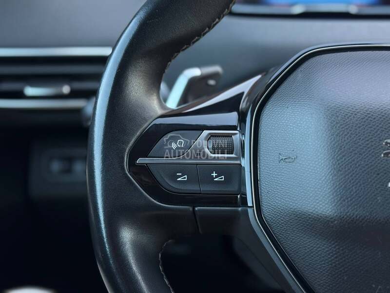 Peugeot 5008 Allure/Kamera/7sed