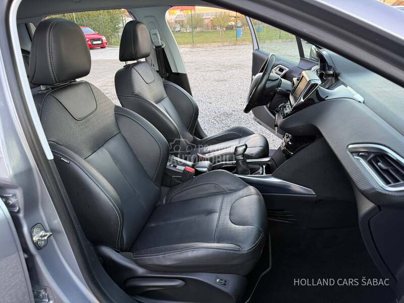 Peugeot 2008 1.6 BlueHDI ALLURE