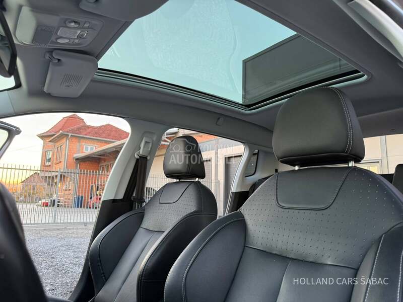 Peugeot 2008 1.6 BlueHDI ALLURE