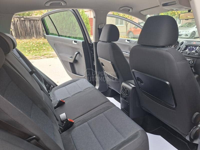 Volkswagen Golf Plus 1.6 TDI  STYLE