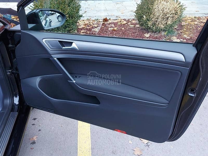 Volkswagen Golf 7 1.2T P a n o r a m a