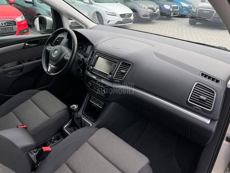 Volkswagen Sharan 2.0 TDI 7MESTA CH