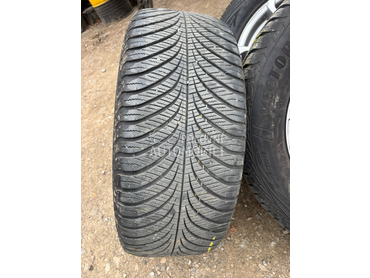 Goodyear 255/55 R18 Zimska