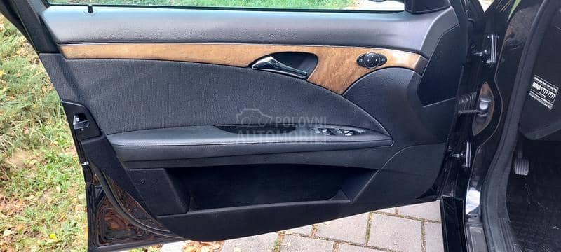 Mercedes Benz E 220 E 220 Avantgarde