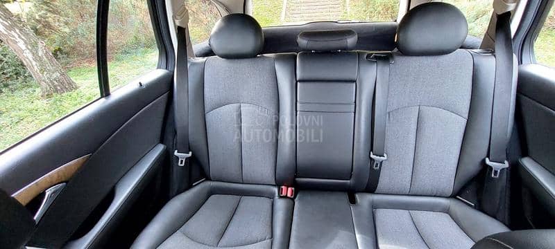 Mercedes Benz E 220 E 220 Avantgarde