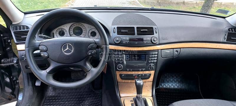 Mercedes Benz E 220 E 220 Avantgarde
