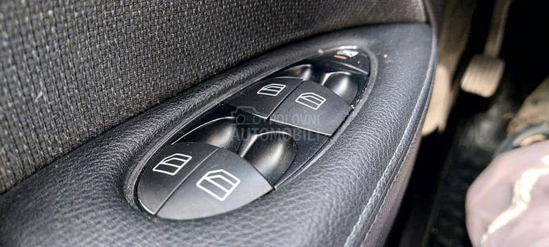 Mercedes Benz E 220 E 220 Avantgarde