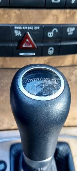 Mercedes Benz E 220 E 220 Avantgarde