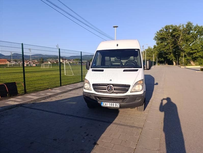 Mercedes Benz Sprinter 515