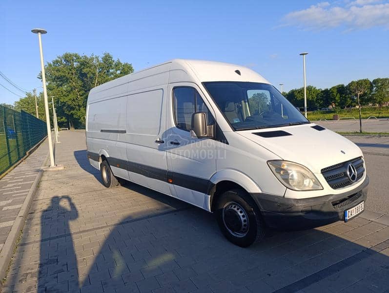 Mercedes Benz Sprinter 515