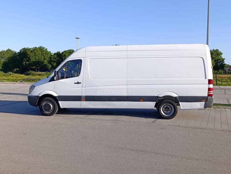 Mercedes Benz Sprinter 515
