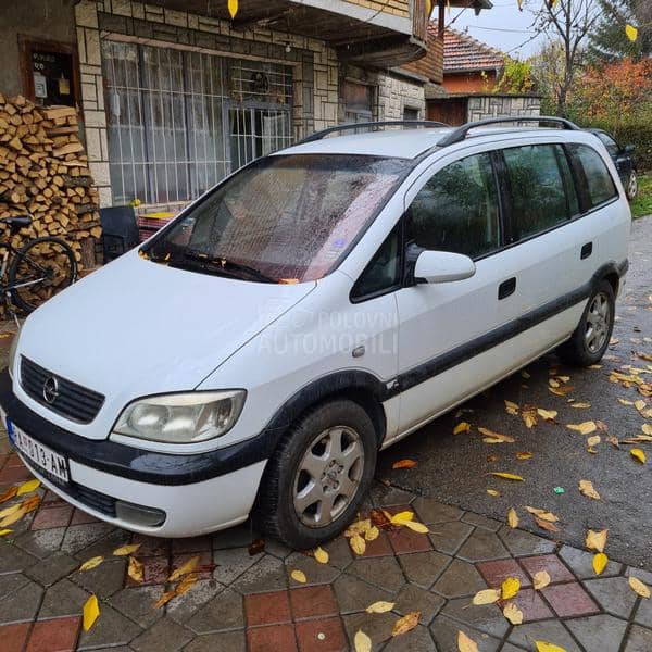 Opel Zafira 