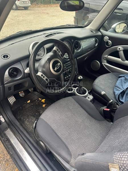 MINI Cooper 1.6 116hp