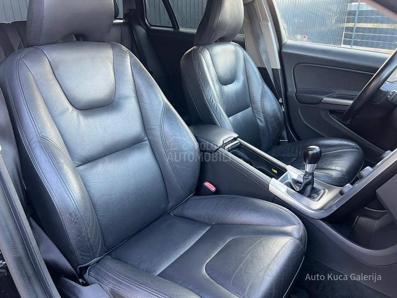 Volvo V60 2.0 T o p  D3