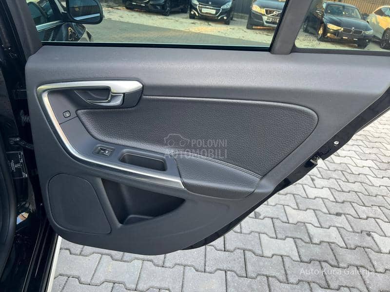 Volvo V60 2.0 T o p  D3
