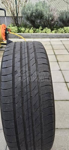 Goodyear 215/55 R18 Letnja
