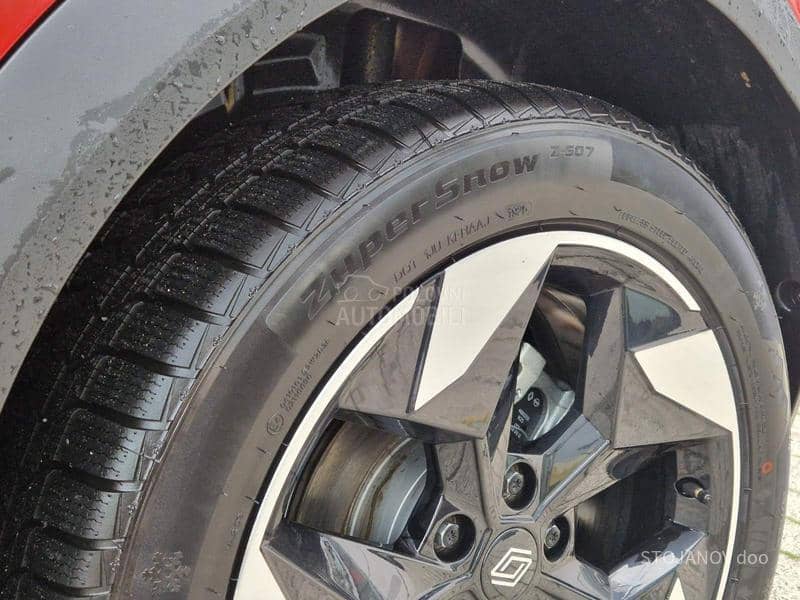 Renault Captur TECHNO 160 EDC