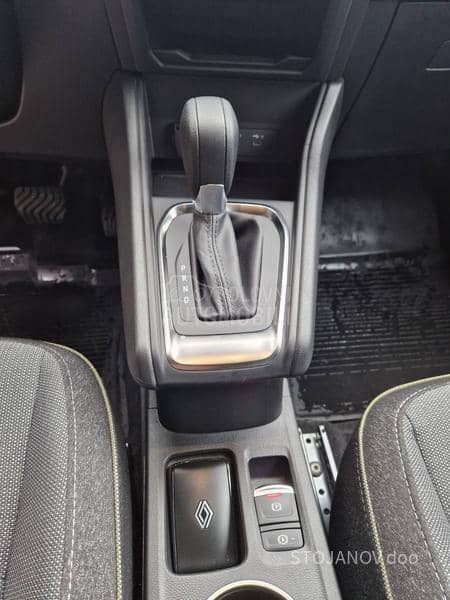 Renault Captur TECHNO 160 EDC