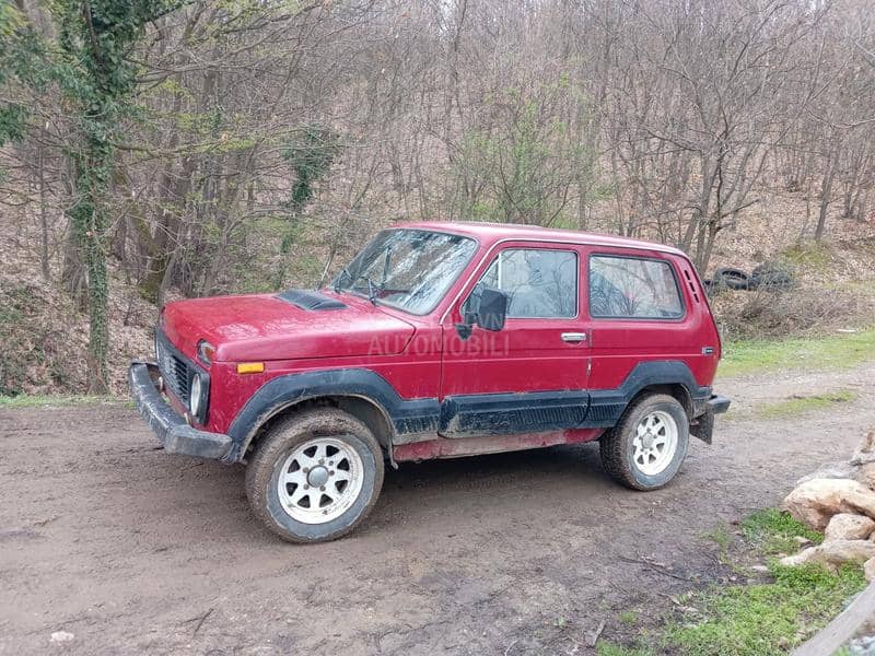Lada Niva 