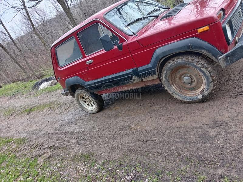 Lada Niva 