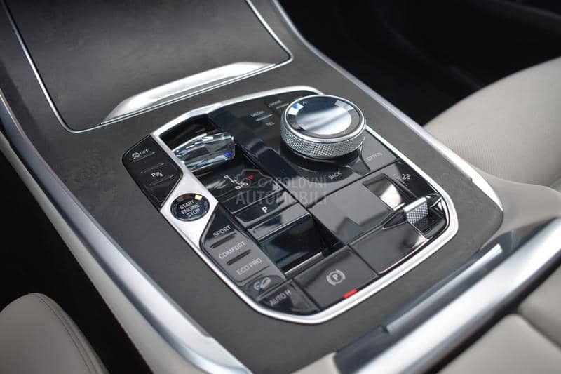 BMW X7 40i xDrive M Paket